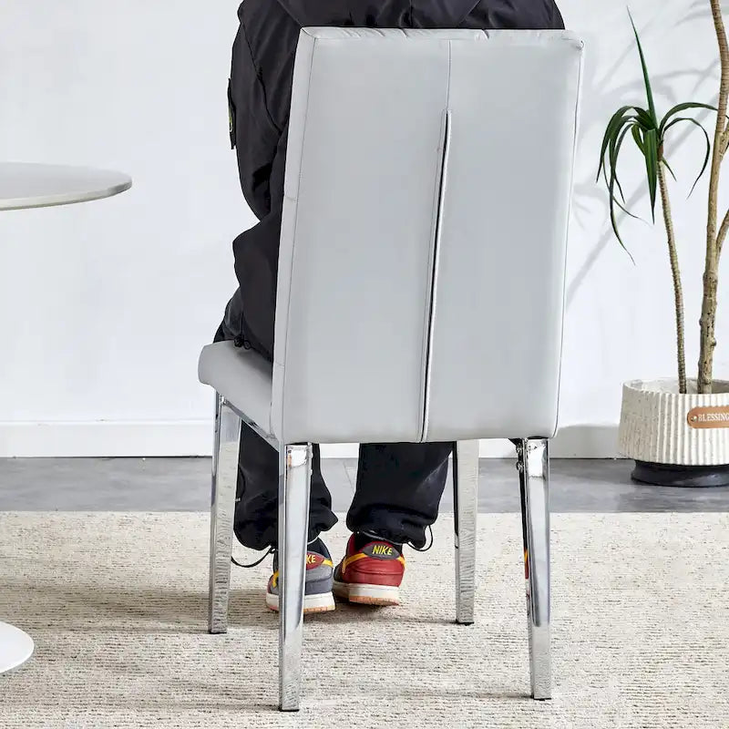 Lot de 4 chaises de salle à manger modernes sans accoudoirs avec dossier capitonné et clouté, pieds en métal, pour salle à manger, salon et chambre à coucher.