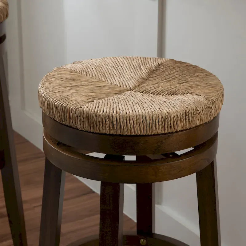 Tabouret de bar pivotant à 360 degrés Maya Backless de 79 cm avec assise en jonc de mer